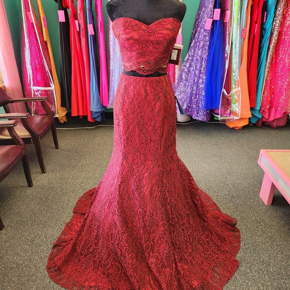 Alyce 1293 Red/Black Size 10 Two-Piece Prom/Evening Formal - Picture 1 of 7